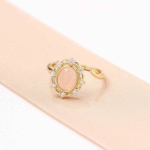 Bague en calcédoine rose réglable avec pierre rose et diamants de style vintage