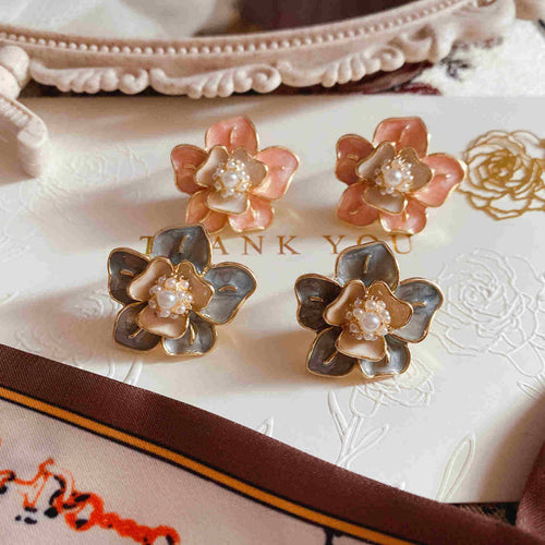 Oil Paint Flower Stud Earrings Vintage Style Flower Bloom Earring Studs with Silver Pin