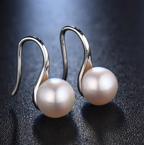 Why People Love Real Pearls  Top Real Pearl Earrings & Bracelets at H –  Huge Tomato