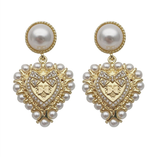 Pendientes colgantes de corazón vintage | Aretes colgantes de perlas en baño de oro de 14 quilates